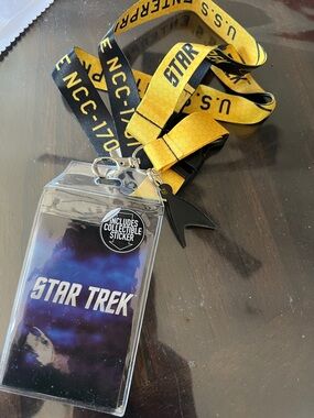 Bioworld Star Trek Yellow and Black Lanyard with Badge Holder